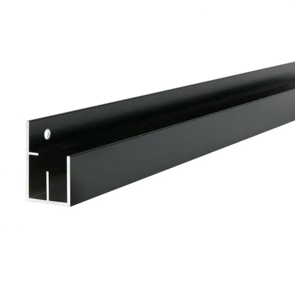Aluminium profielen voor tuinwand verticaal
