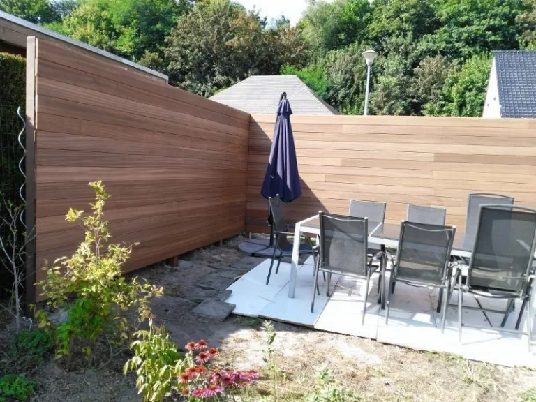 Tuinwand Thermo Ayous effen horizontaal