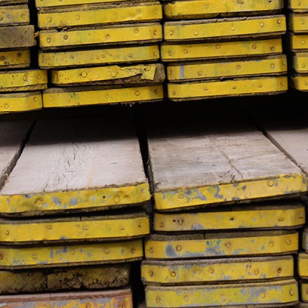 Gebruikte steigerhout planken - brut