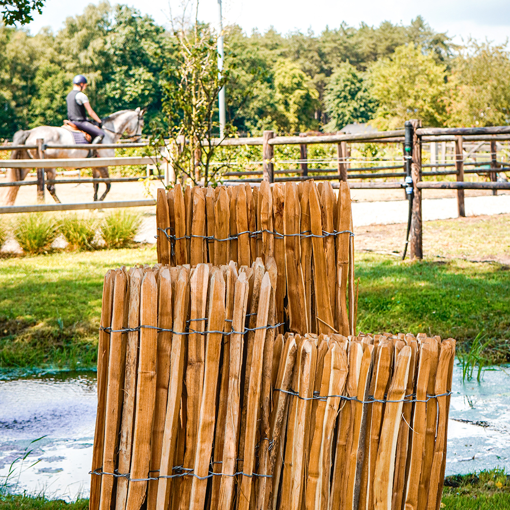 Robinia schapenomheining - 60 cm hoog -gekloven