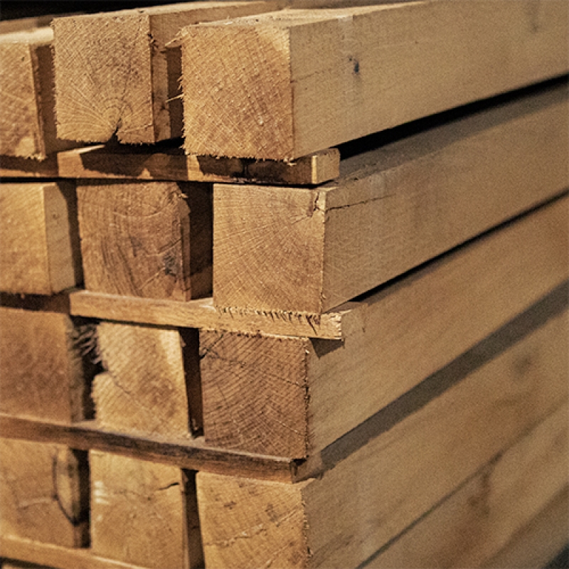 Eiken balken - 7 x 7 cm - fijnbezaagd