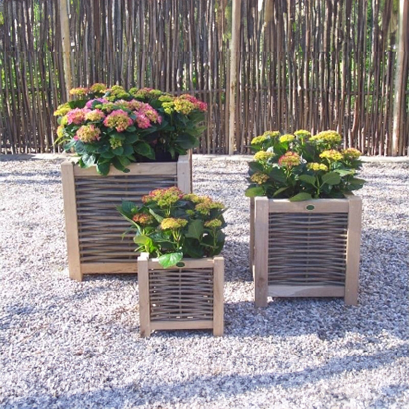 Eiken bloembak met hazelaartakken - 80 x 80 cm